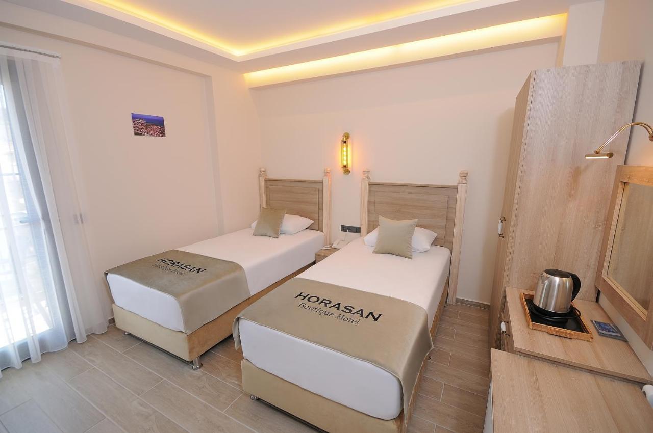 Horasan Hotel Cesme Exterior photo